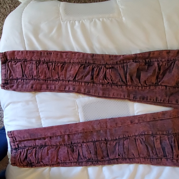 Pants - Picture 3 of 4